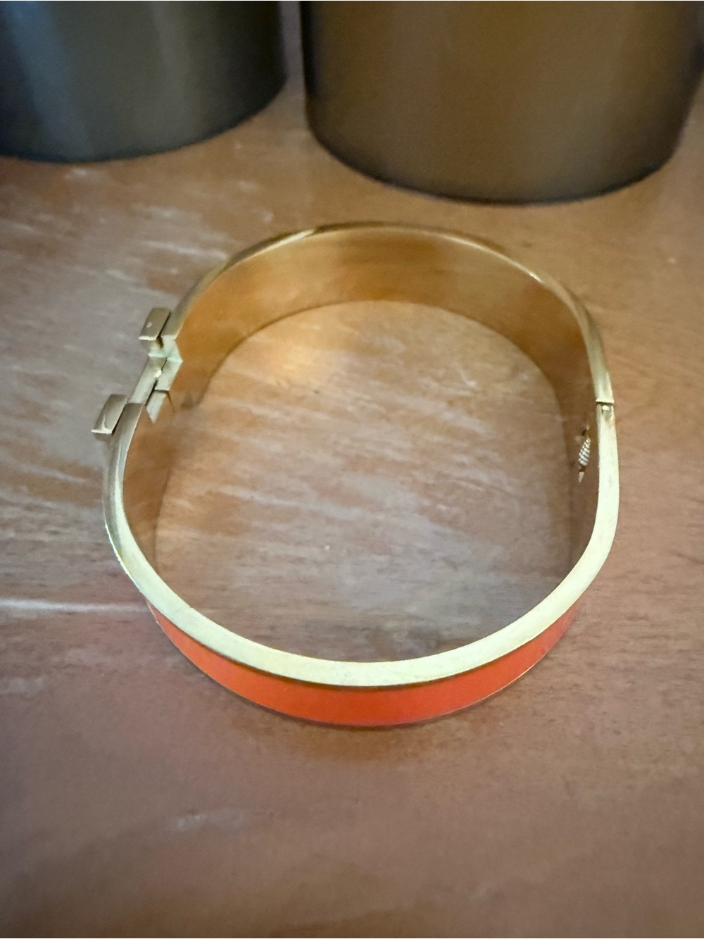 Gold Tone H-Closure Hinged Cliq Bangle with Bright Orange Enamel NEW - Picture 2 of 8